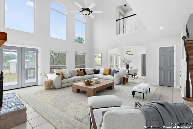 279 Pin Oak New Braunfels, TX 78132
