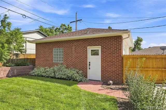 4890 Fenton Street Denver, CO 80212