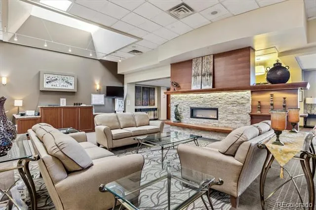 660 S Alton Way #12B Denver, CO 80247