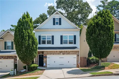 451 Village View