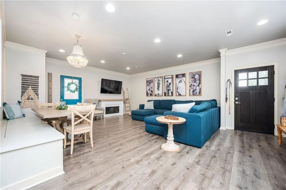 451 Village View Woodstock, GA 30188