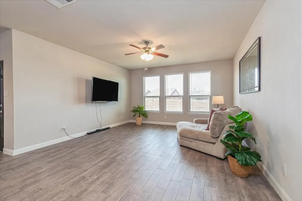 1904 Gill Star Drive Haslet, TX 76052