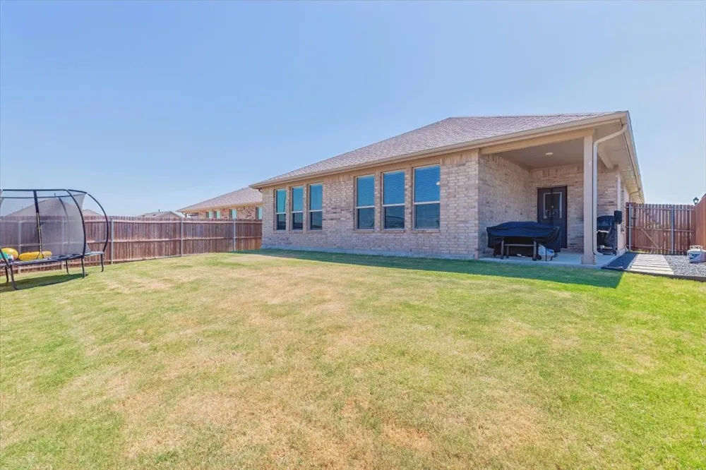 1904 Gill Star Drive Haslet, TX 76052