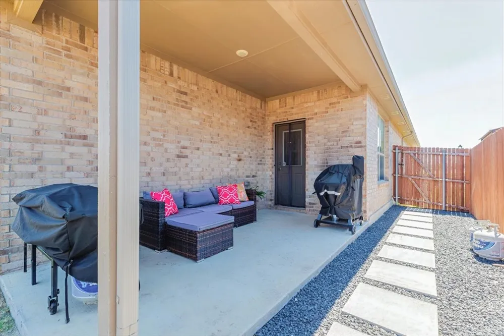 1904 Gill Star Drive Haslet, TX 76052