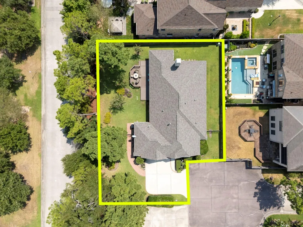 2706 Cassini Court The Woodlands, TX 77381