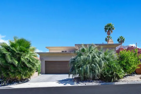 53660 Avenida Juarez