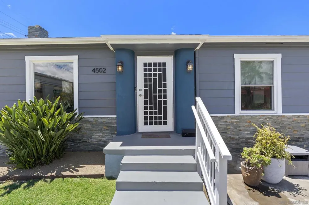4502 Vista St San Diego, CA 92116