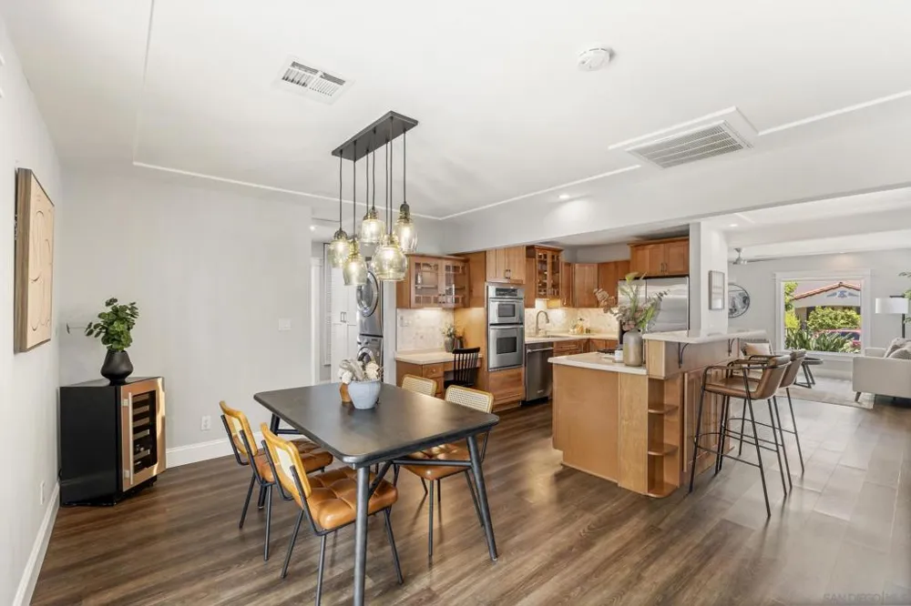 4502 Vista St San Diego, CA 92116