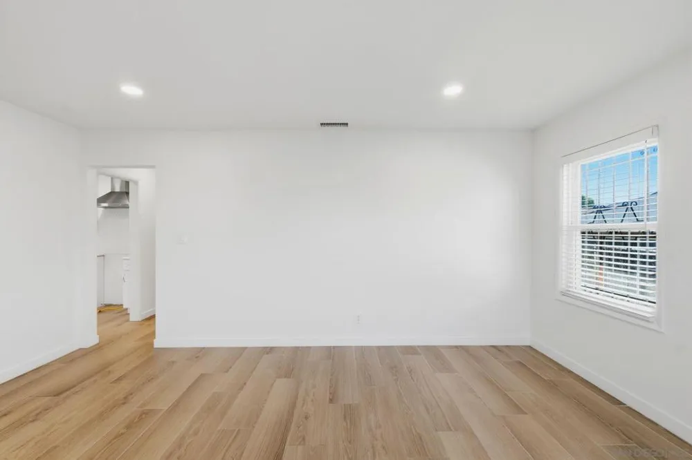 5345 Encina San Diego, CA 92114