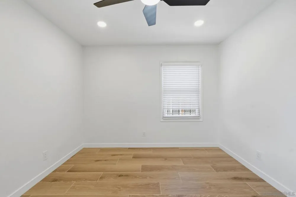 5345 Encina San Diego, CA 92114