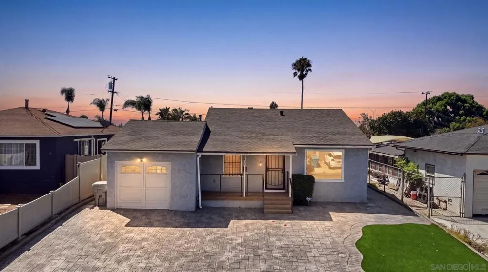 5345 Encina San Diego, CA 92114