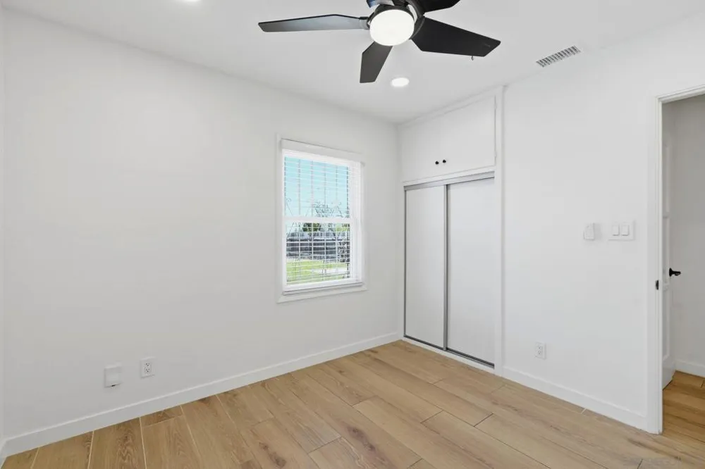 5345 Encina San Diego, CA 92114