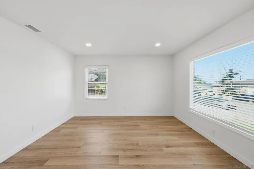 5345 Encina San Diego, CA 92114