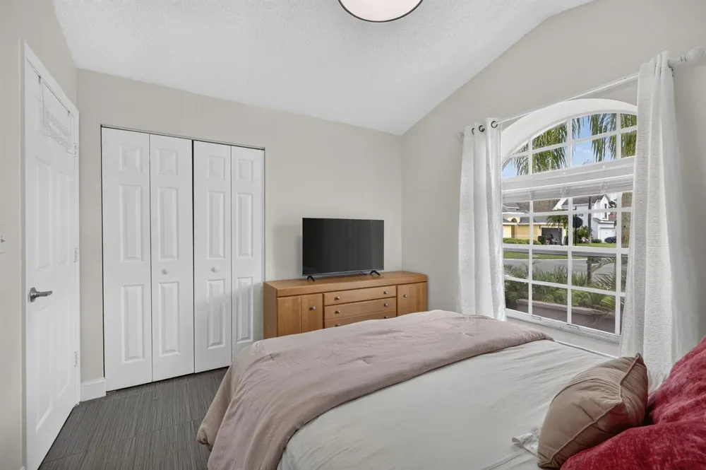 1504 LAKE BREEZE DRIVE Wellington, FL 33414