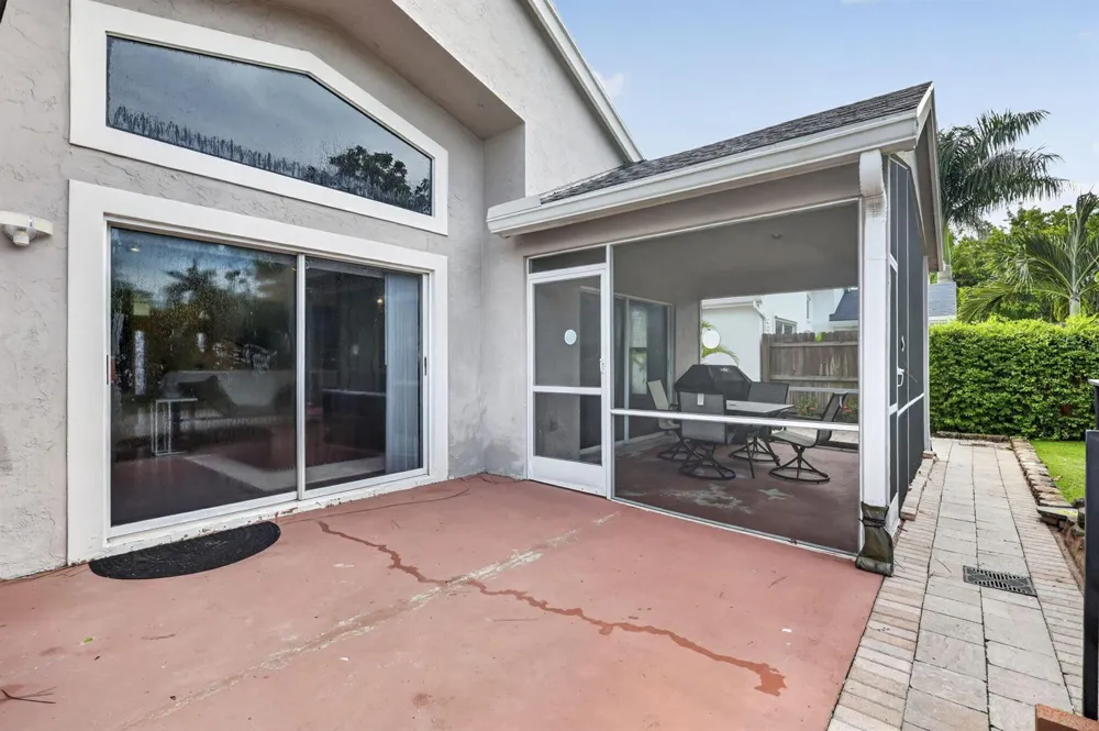 1504 LAKE BREEZE DRIVE Wellington, FL 33414