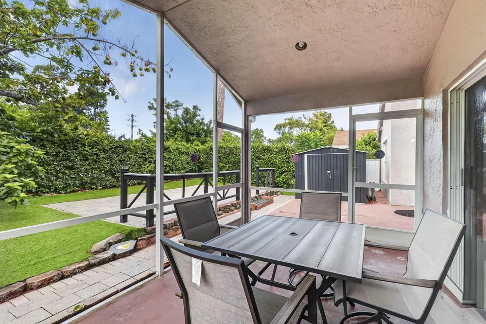 1504 LAKE BREEZE DRIVE Wellington, FL 33414