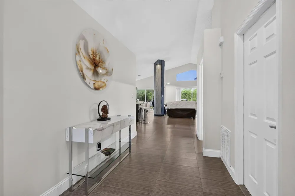 1504 LAKE BREEZE DRIVE Wellington, FL 33414
