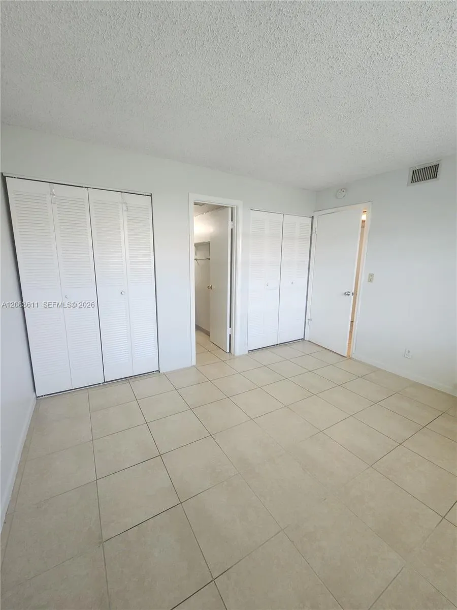 10004 Twin Lakes Dr #36-F Coral Springs, FL 33071