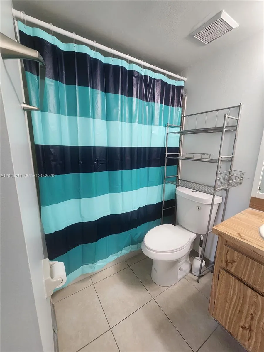 10004 Twin Lakes Dr #36-F Coral Springs, FL 33071