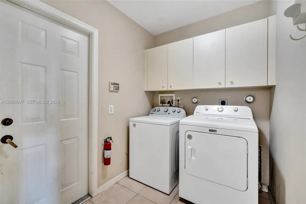3892 Falcon Ridge Cir Weston, FL 33331