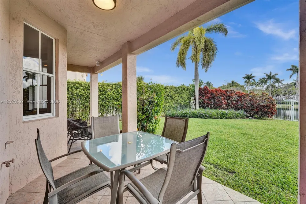 3892 Falcon Ridge Cir Weston, FL 33331