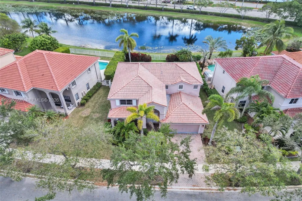 3892 Falcon Ridge Cir Weston, FL 33331
