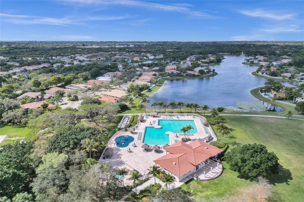 3892 Falcon Ridge Cir Weston, FL 33331