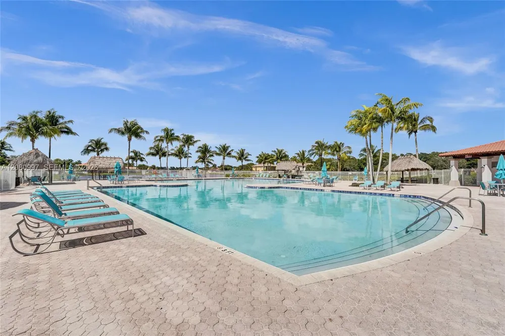 3892 Falcon Ridge Cir Weston, FL 33331