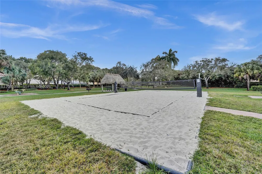 3892 Falcon Ridge Cir Weston, FL 33331