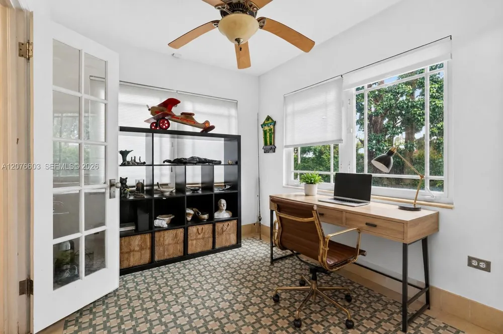 704 NE 88th St Miami, FL 33138