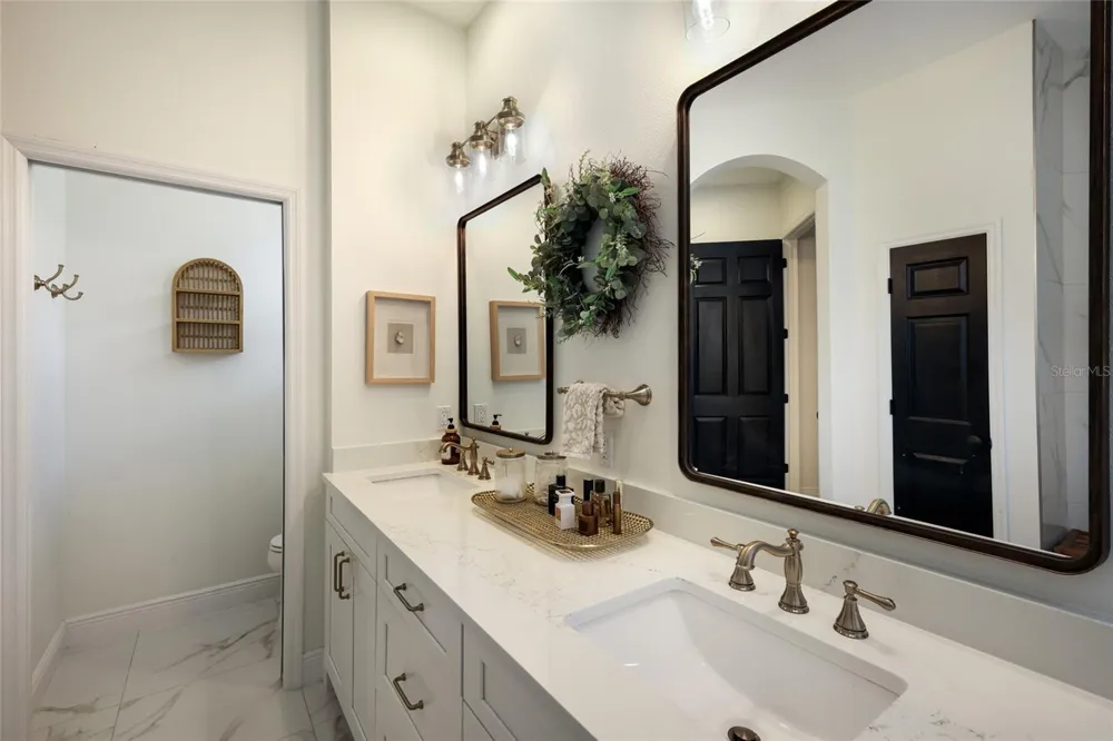 13994 SIENA LOOP Lakewood Ranch, FL 34202