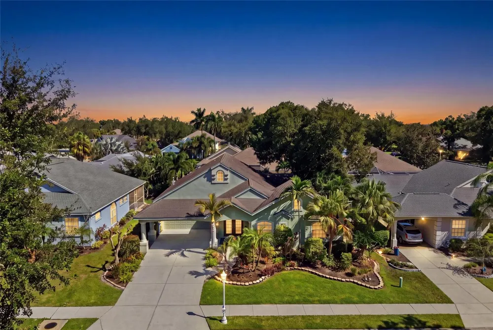 4703 4TH AVENUE DRIVE E Bradenton, FL 34208