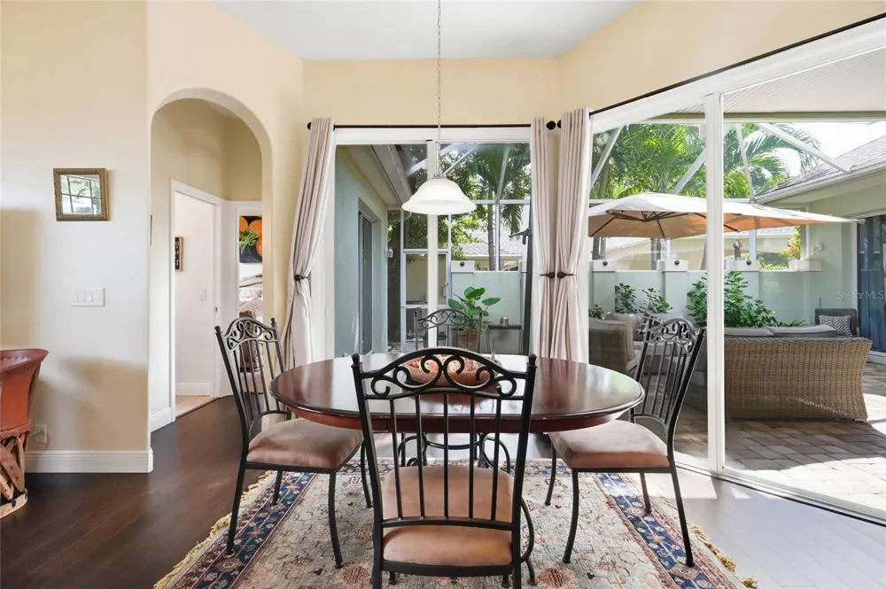 4703 4TH AVENUE DRIVE E Bradenton, FL 34208