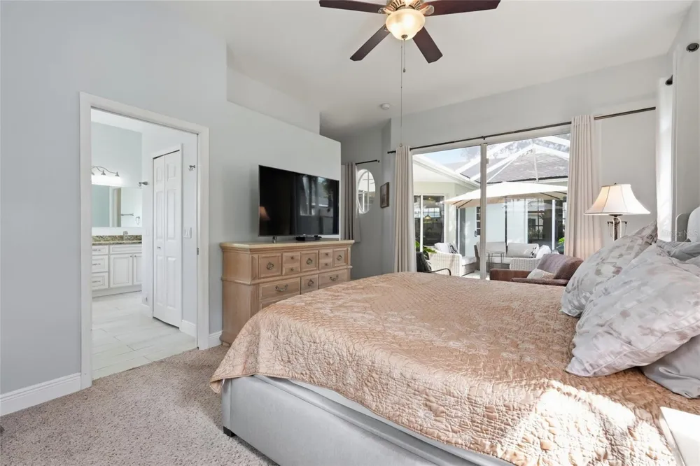 4703 4TH AVENUE DRIVE E Bradenton, FL 34208