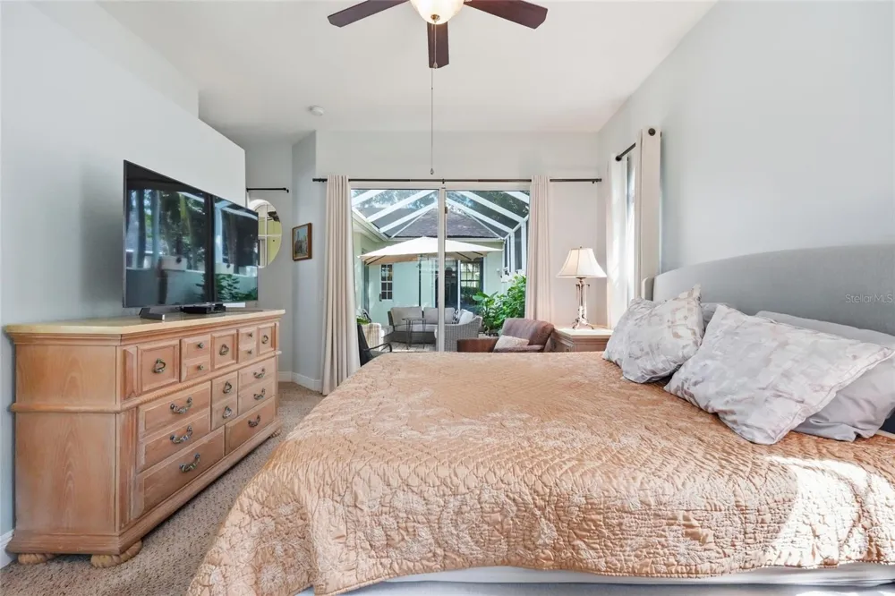 4703 4TH AVENUE DRIVE E Bradenton, FL 34208