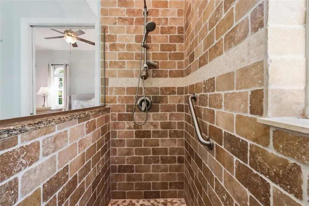 4703 4TH AVENUE DRIVE E Bradenton, FL 34208