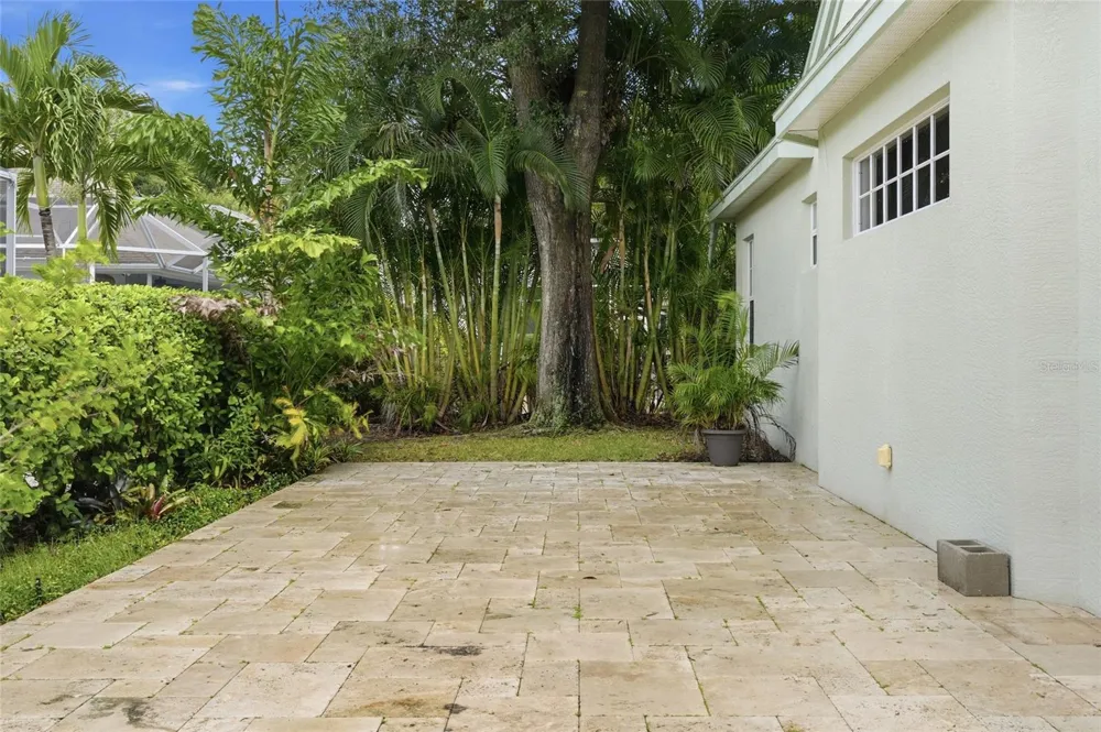 4703 4TH AVENUE DRIVE E Bradenton, FL 34208