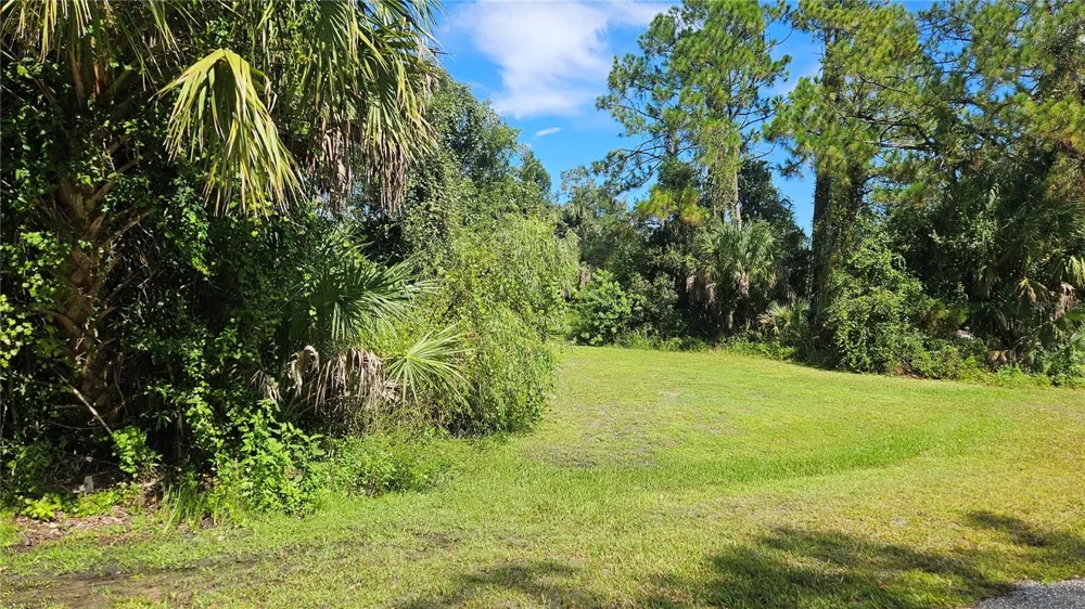LONGWELL LOT #29 LANE North Port, FL 34286