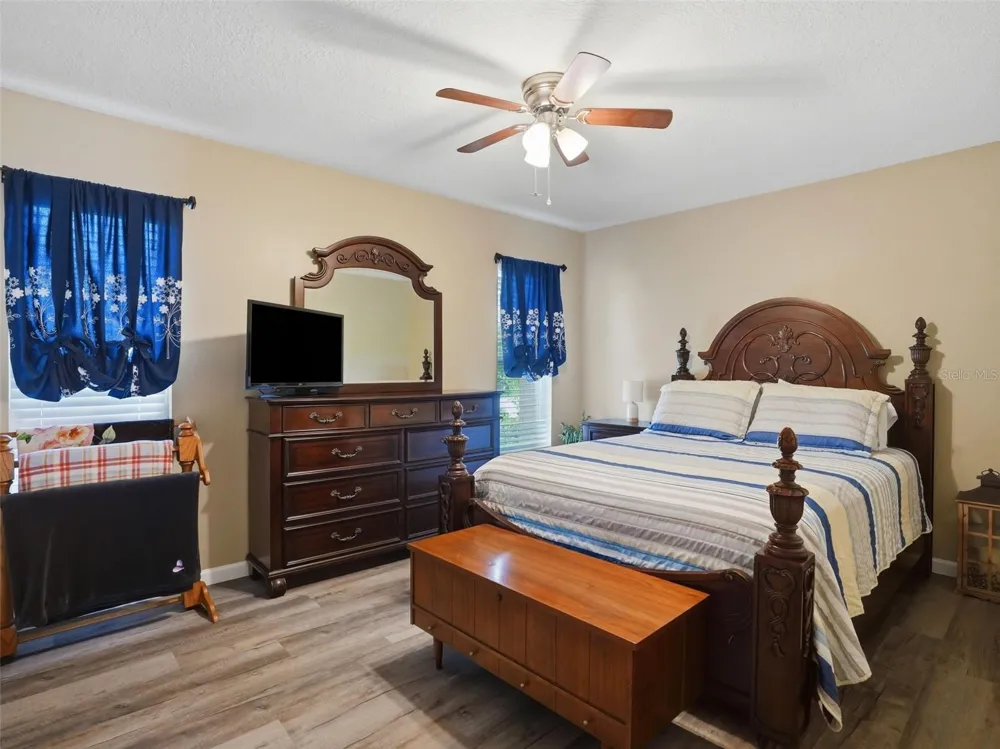 9122 DUPONT AVENUE Spring Hill, FL 34608