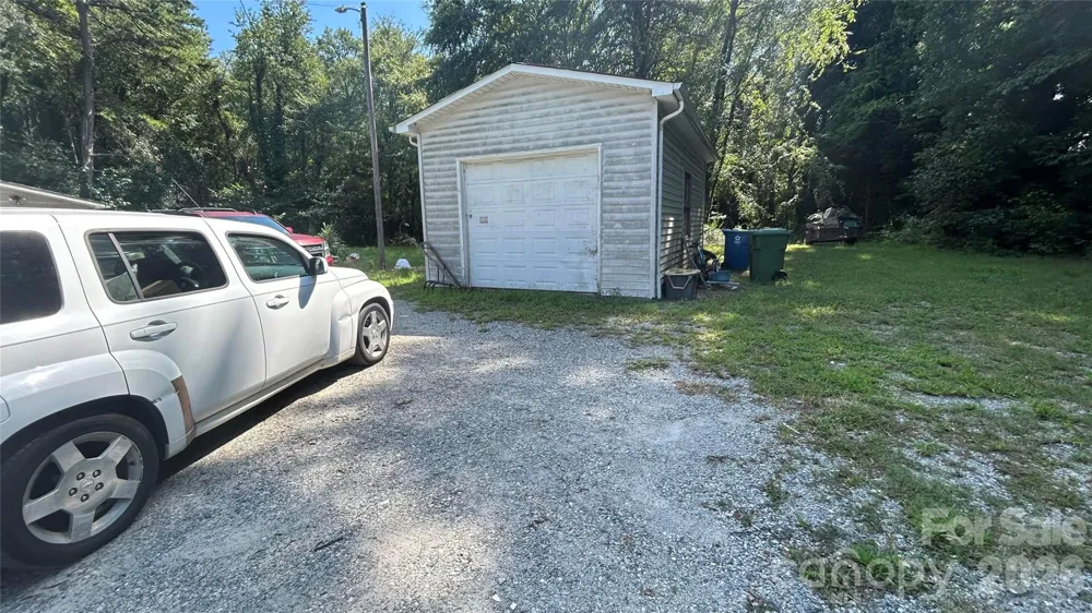 1105 Davis Street Salisbury, NC 28146