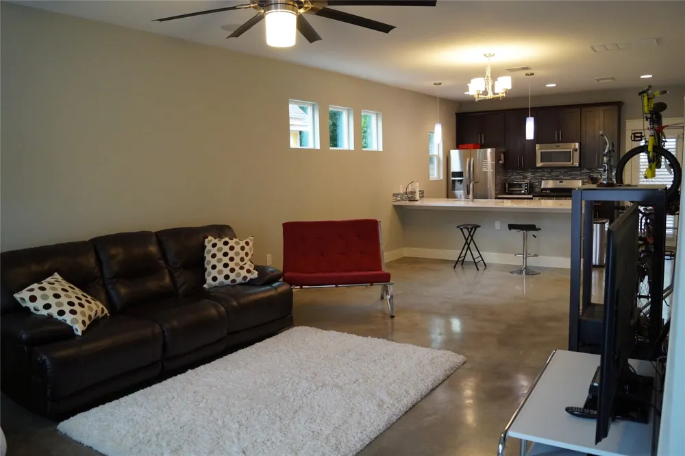 3004 Neal Street Austin, TX 78702