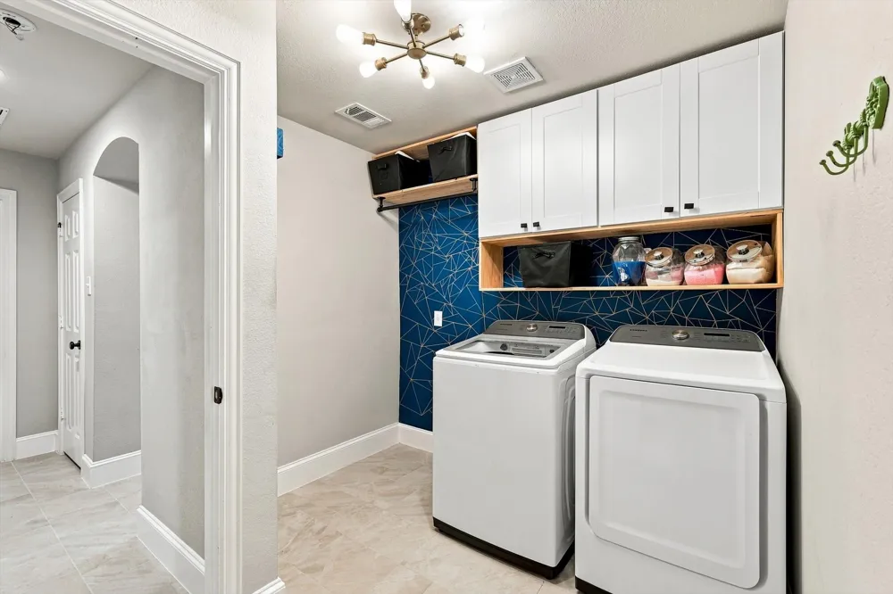 1516 Presley Way Lantana, TX 76226