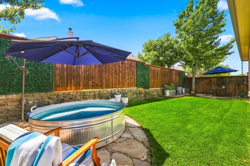 1516 Presley Way Lantana, TX 76226