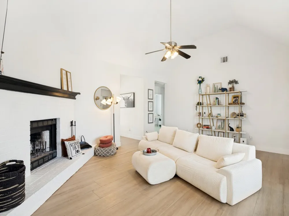 8421 Liberty Lane Rowlett, TX 75089
