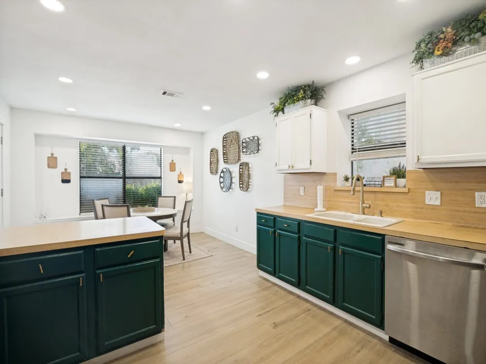 8421 Liberty Lane Rowlett, TX 75089