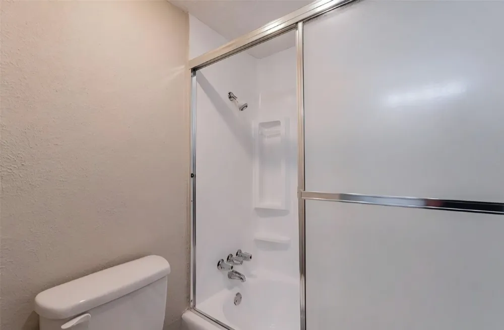2112 Cedarcrest Drive Carrollton, TX 75007