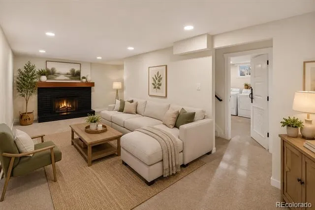 832 S Beech Street Lakewood, CO 80228