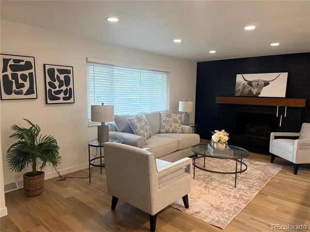 832 S Beech Street Lakewood, CO 80228
