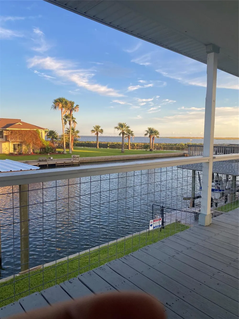 1127 Redfish Street Bayou Vista, TX 77563