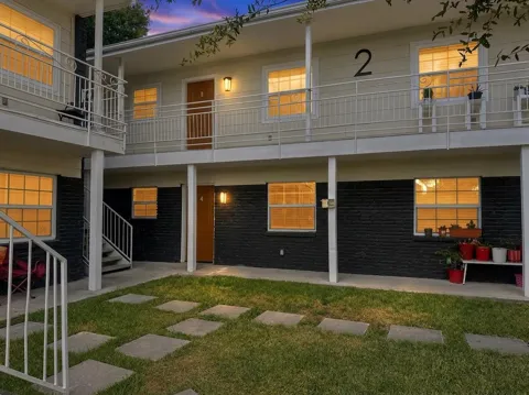 1824 Thonig Road #4